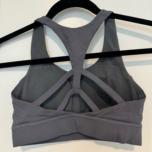 BNWOT Lululemon Sports Bra - size 4 - Picture 5 of 7
